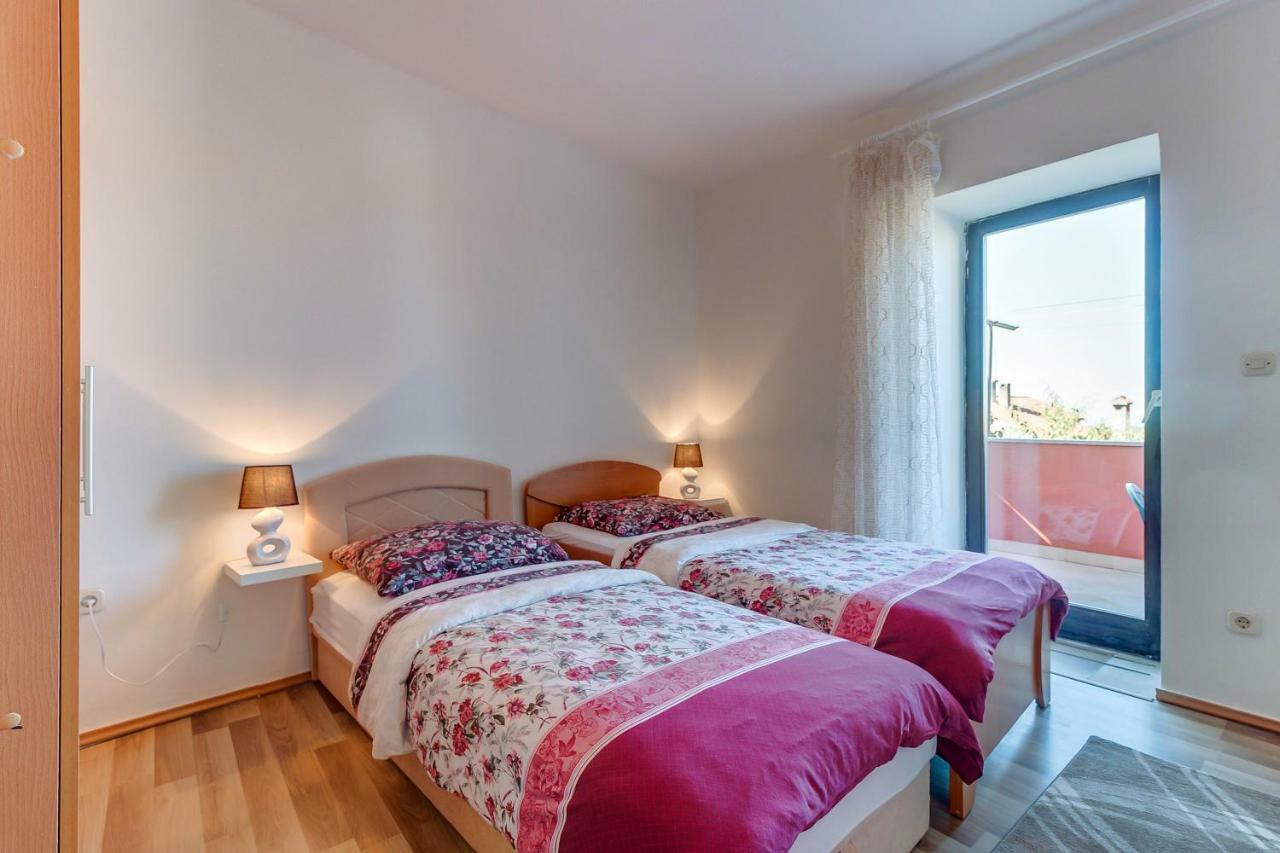 Apartment Matija Cunski ภายนอก รูปภาพ